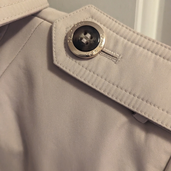 Calvin Klein trench coat - Picture 6 of 11